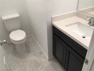 Photo #4: 2235204 Listing