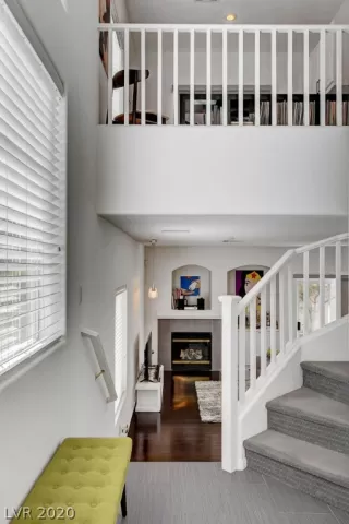 Photo #3: 2235206 Listing