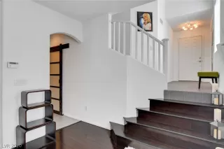 Photo #4: 2235206 Listing