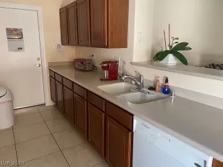 Photo #2: 2235208 Listing 