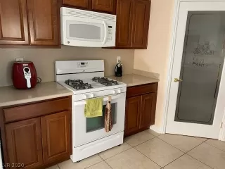 Photo #3: 2235208 Listing 