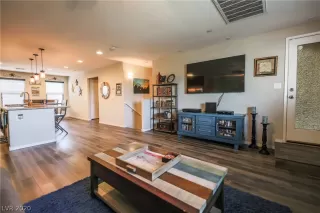 Photo #4: 2235246 Listing