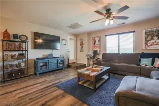 Photo #6: 2235246 Listing