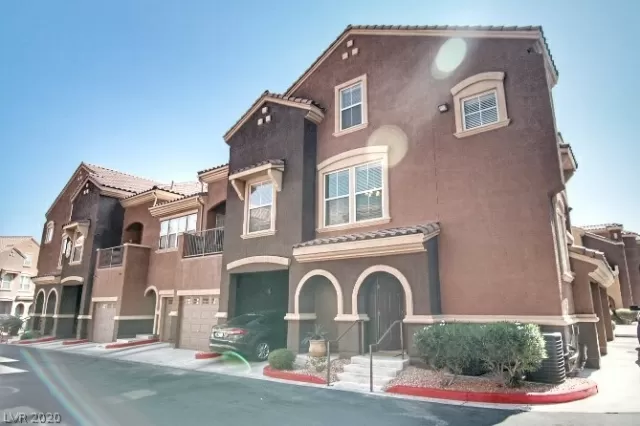 MLS: 2235248 Condo For Sale