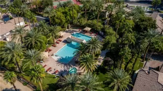 Photo #1: 2235258 Listing 