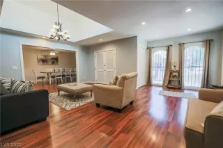 Photo #4: 2235261 Listing 