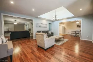 Photo #6: 2235261 Listing 