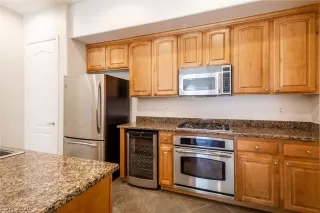 Photo #2: 2235262 Listing 