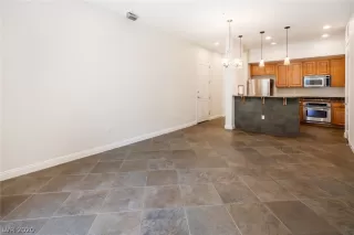 Photo #5: 2235262 Listing 