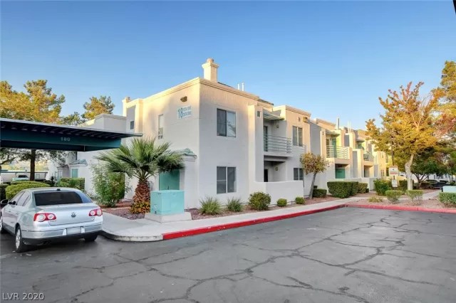 MLS: 2235283 Condo For Sale