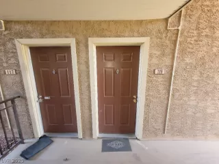 Photo #2: 2235327 Listing