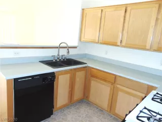 Photo #6: 2235368 Listing 