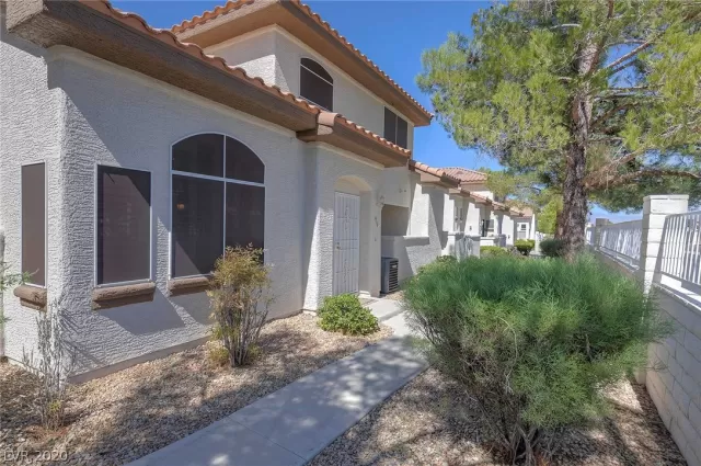 MLS: 2235390 Condo For Sale