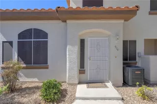 Photo #2: 2235390 Listing