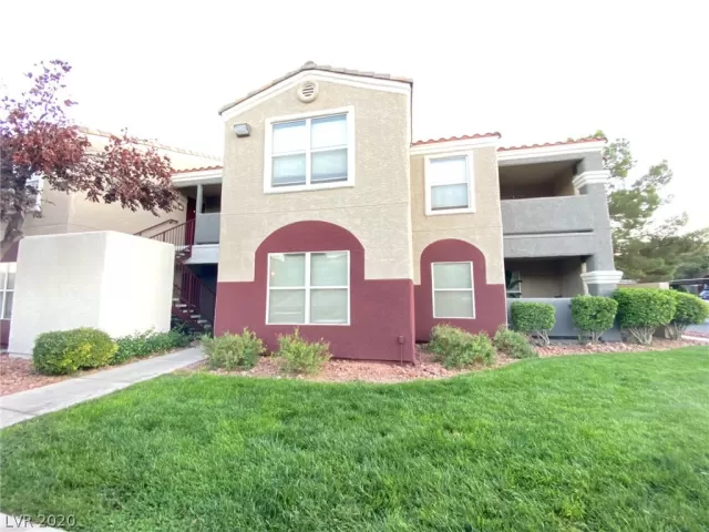 MLS: 2235400 Condo For Sale