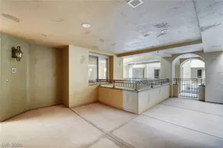 Photo #6: 2235412 Listing 