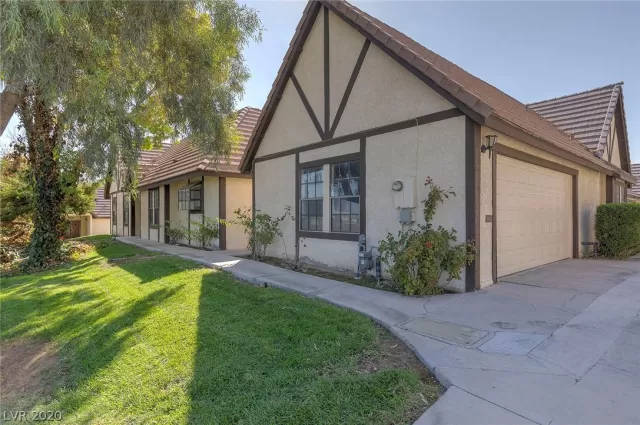 MLS: 2235423 Condo For Sale