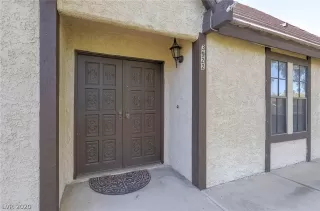 Photo #3: 2235423 Listing