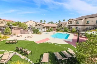 Photo #2: 2235447 Listing 