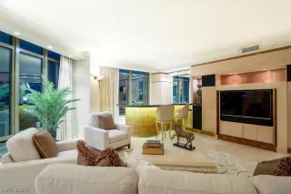 Photo #3: 2235452 Listing