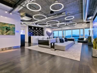 Photo #2: 2235472 Listing