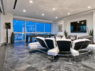 Photo #4: 2235472 Listing