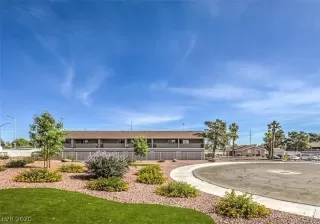 Photo #2: 2235482 Listing 