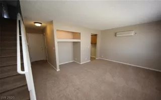 Photo #6: 2235489 Listing