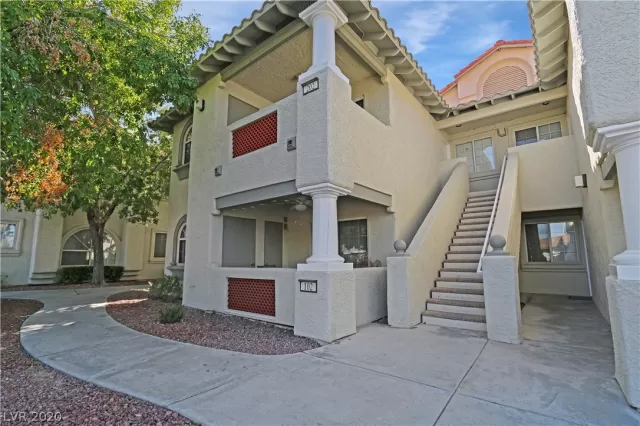 MLS: 2235522 Condo For Sale