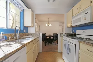 Photo #4: 2235522 Listing 