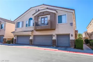 Photo #1: 2235543 Listing