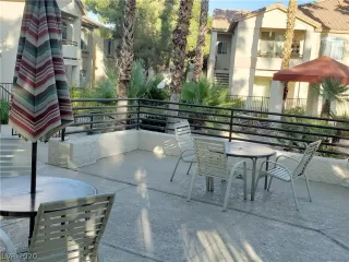 Photo #5: 2235553 Listing