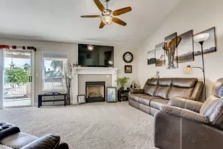 Photo #3: 2235609 Listing 