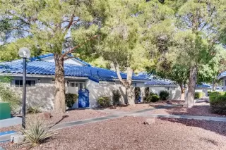 Photo #4: 2235624 Listing