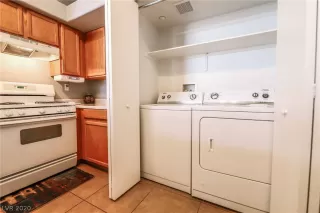 Photo #4: 2235638 Listing 