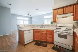 Photo #6: 2235638 Listing 