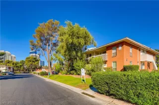 Photo #3: 2235652 Listing 