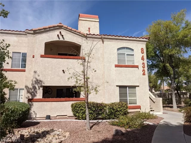 MLS: 2235659 Condo For Sale