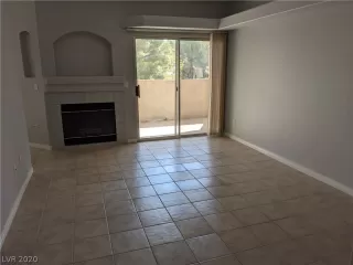 Photo #1: 2235659 Listing 