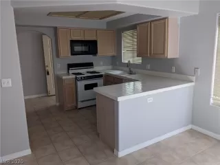 Photo #2: 2235659 Listing 