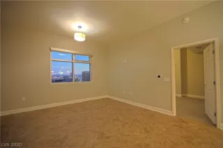 Photo #5: 2235697 Listing