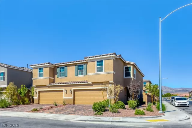 MLS: 2235723 Condo For Sale