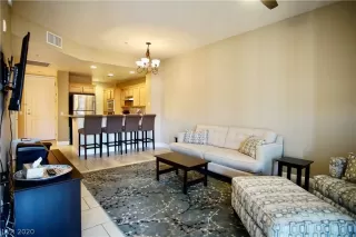 Photo #3: 2235731 Listing