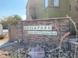 Photo #1: 2235748 Listing