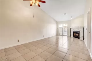 Photo #2: 2235762 Listing