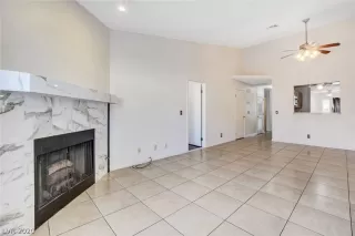 Photo #3: 2235762 Listing