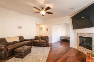 Photo #1: 2235771 Listing