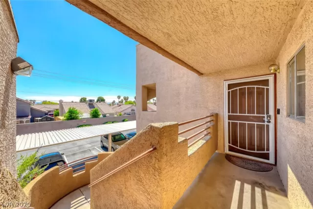 MLS: 2235787 Condo For Sale