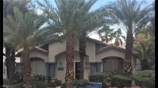 Photo #1: 2235790 Listing 