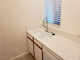 Photo #5: 2235790 Listing 